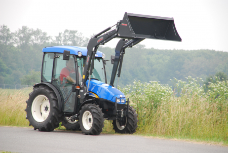 New Holland T 3030 - FC 450 H